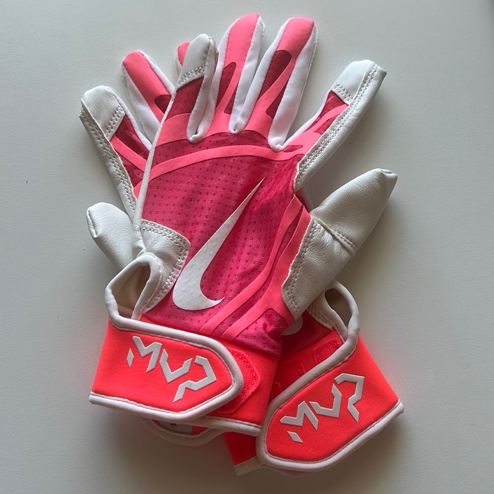 Gloves